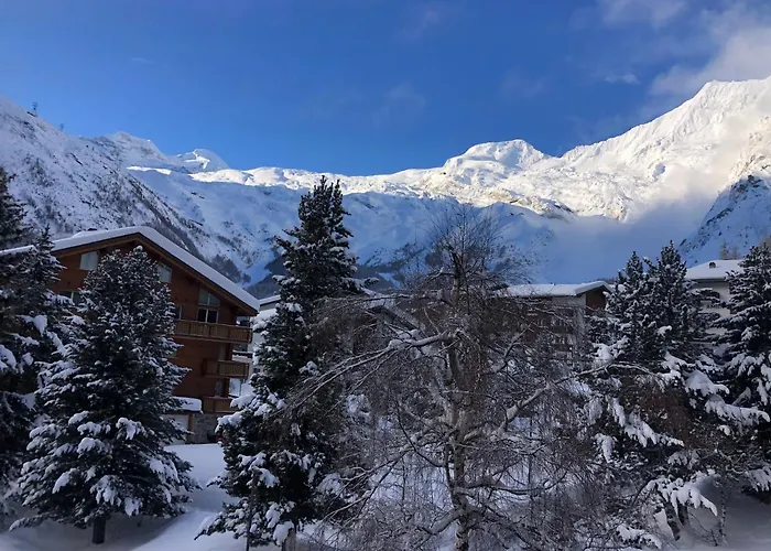 Near Slopes 2 Bedrooms With Balcony Apartment